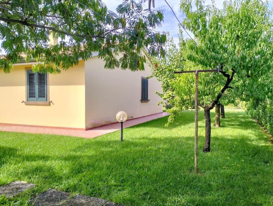Villetta Rio, Large Private Garden Cecina  Exterior photo